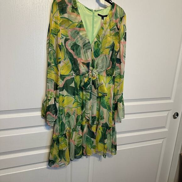 NWT Alex Marie Green Leaf Print Long Sleeve Dress sz 8 - Picture 2 of 5